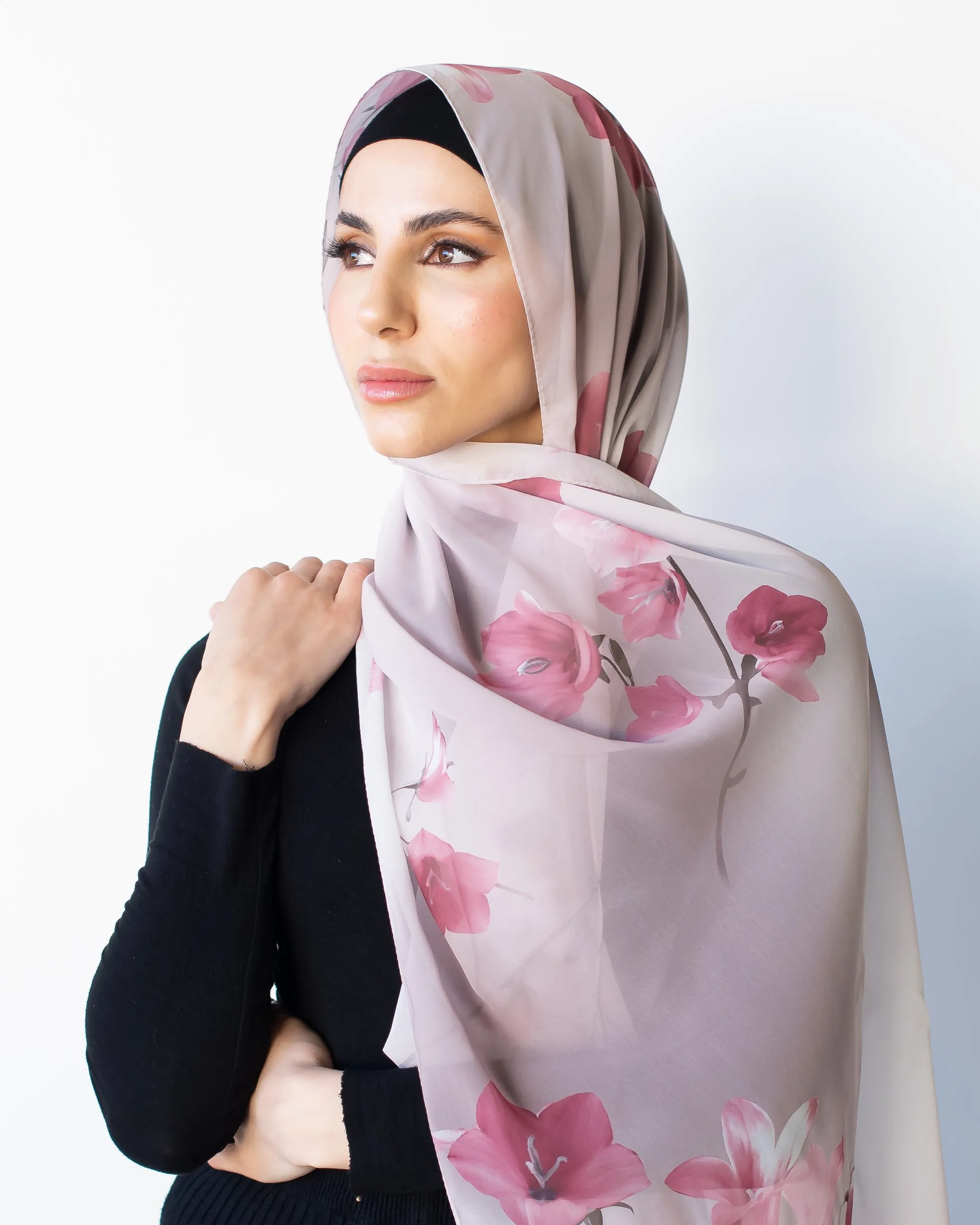 AMAYA FLORAL PRINTED SCARF