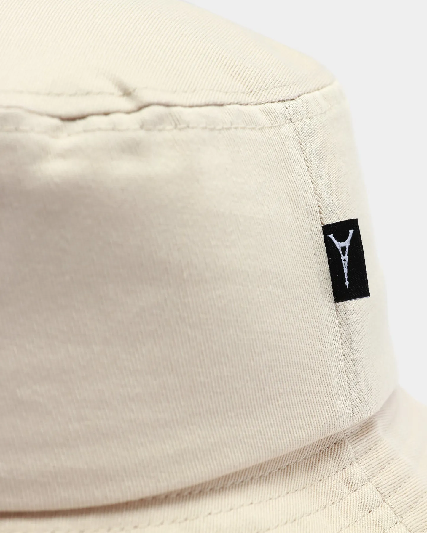 Carré Script Bucket Hat Stone