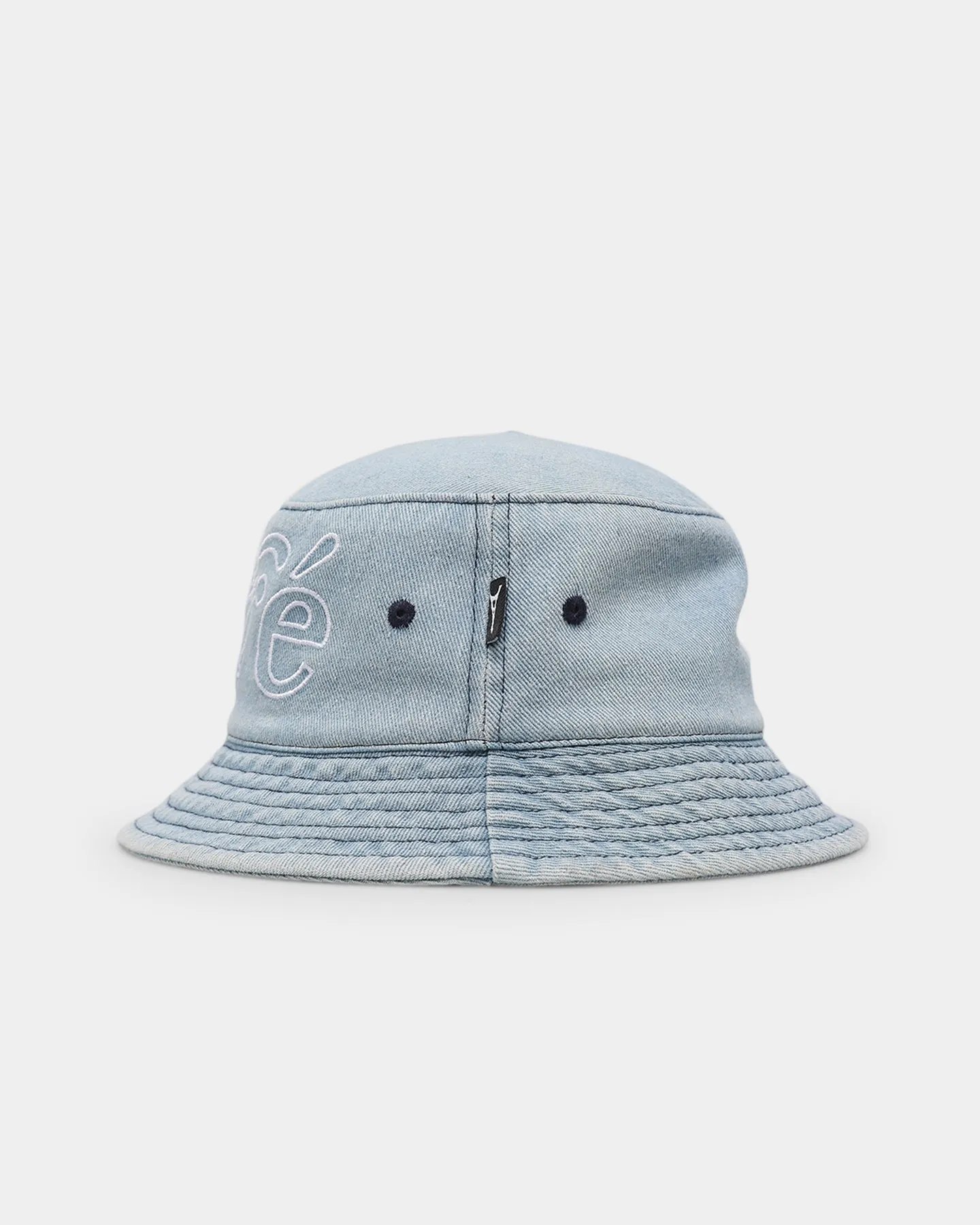 Carré Volle Denim Bucket Hat Light Blue