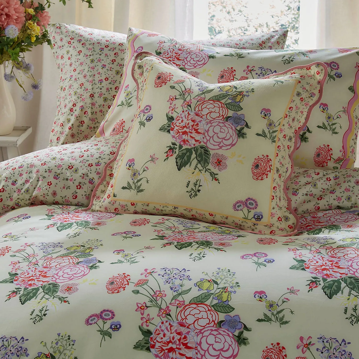 Cath Kidston Floral Fields Lemon 100% Cotton Duvet Set