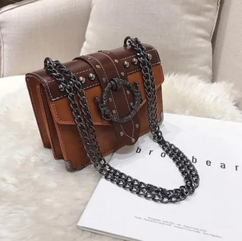 Fashion Leather Rivet Lock Square Bag