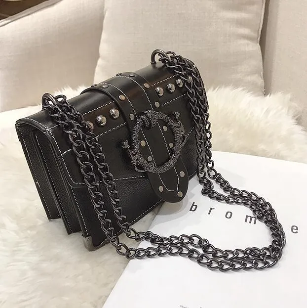 Fashion Leather Rivet Lock Square Bag