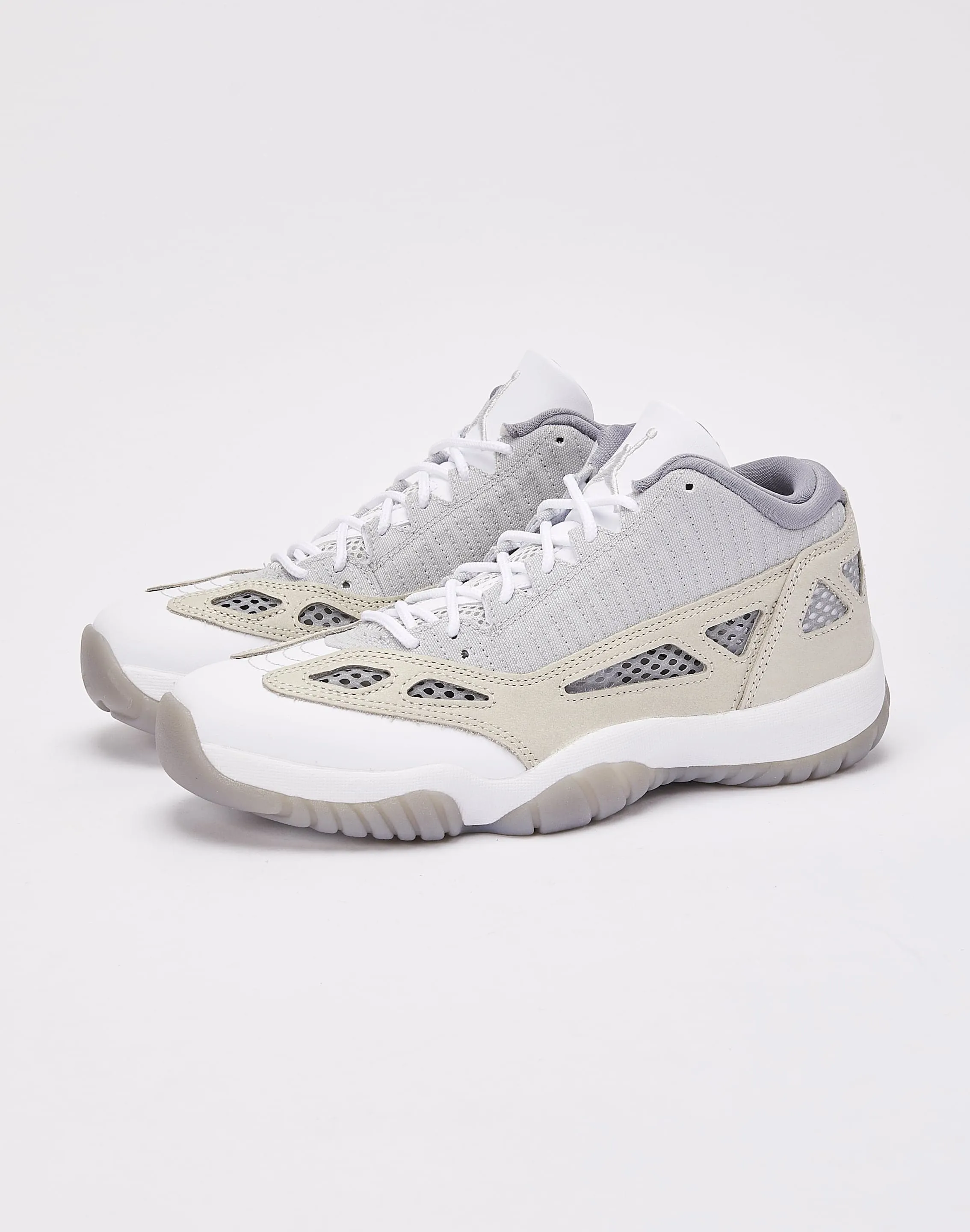 Jordan Air Jordan 11 Retro Low IE 'Light Orewood Brown'