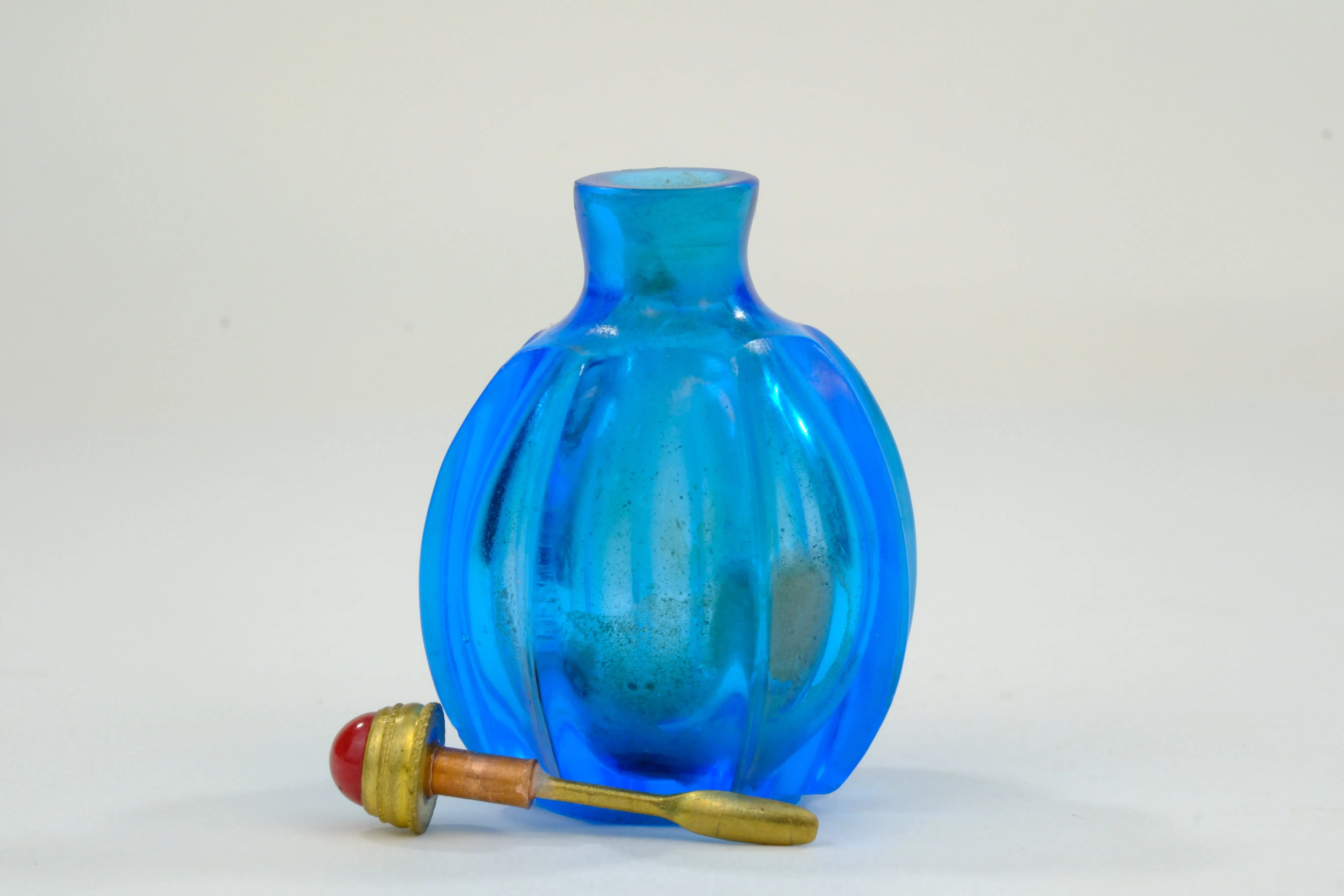 Vintage Chinese Cobalt Blue Glass Snuff Bottle 2.5"