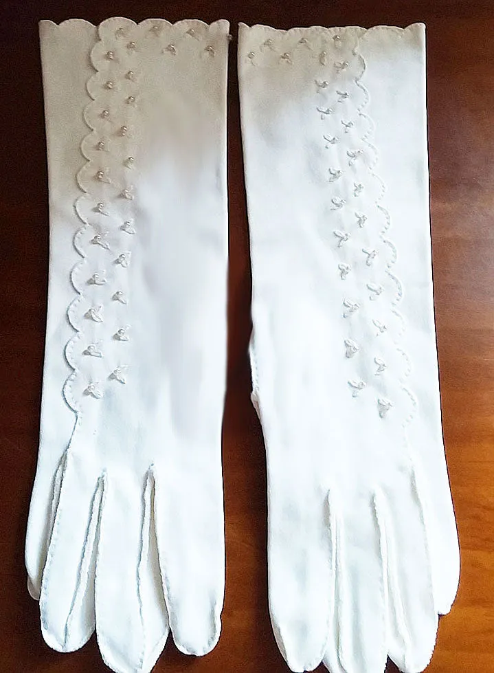 VINTAGE CREAMY IVORY COTTON FORMAL WEDDING PEARL SCALLOPED GLOVES 70S GLOVES LONG GLOVES