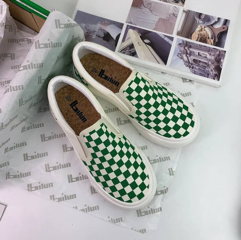 Women's Black And White Chessboard Plaid Slip-on Canvas Shoes